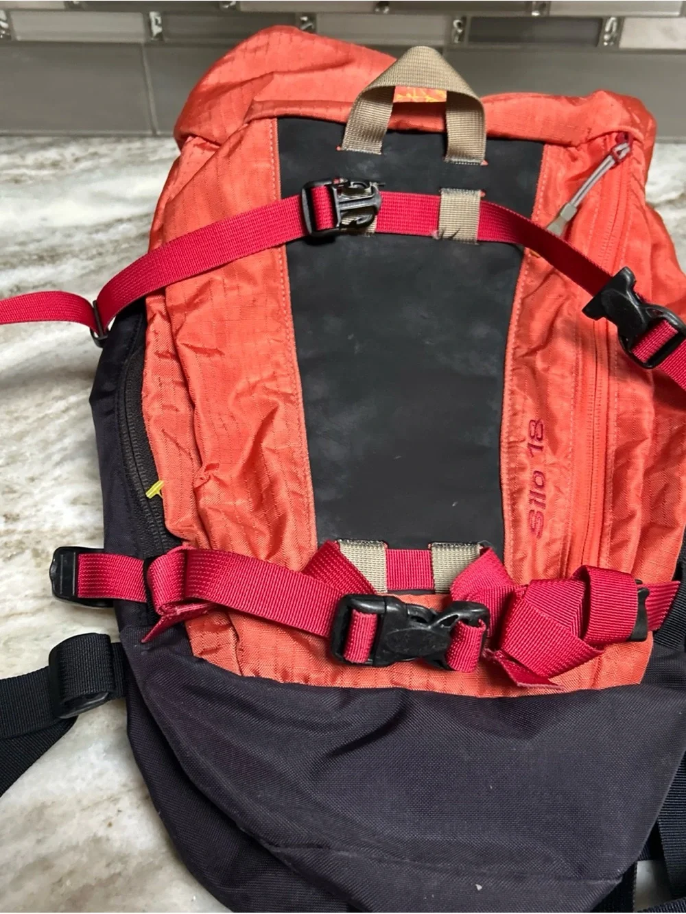 ARC'TERYX Silo 18 Backpack Vintage Padded Lightweight Hiking Orange/black. Bag